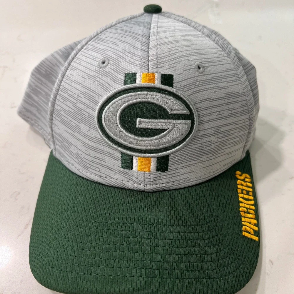 New Era 9FORTY Green Bay Packers NFL Snapback Hat Grey Green Heathered Cap